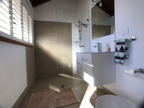 Treetops Everglades Villa - Accommodation in Surfers Paradise 21