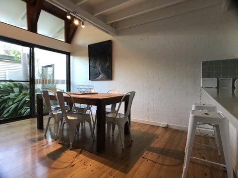 Treetops Everglades Villa - Accommodation in Surfers Paradise 10