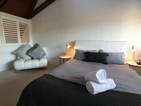 Treetops Everglades Villa - Accommodation in Surfers Paradise 25