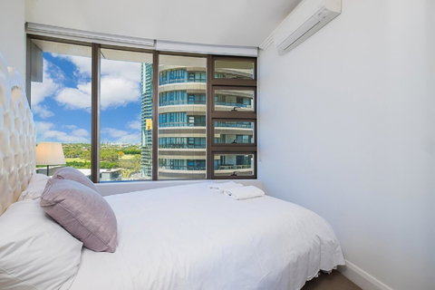 Australian Tower Stay - Accommodation in Surfers Paradise 2