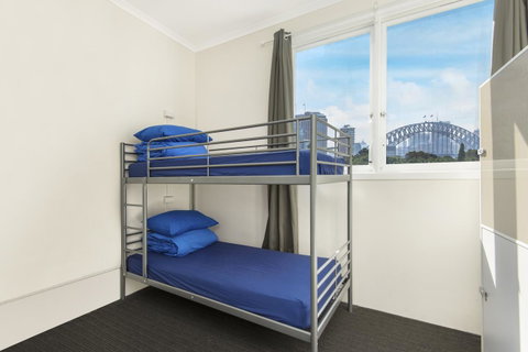Mad Monkey Downtown - Accommodation in Surfers Paradise 12