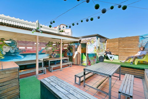 Mad Monkey Downtown - Accommodation in Surfers Paradise 11