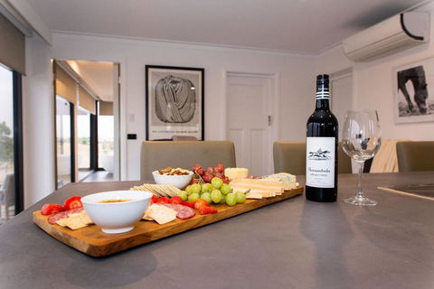 Belisi Farmstay Cottage - Accommodation in Surfers Paradise 8