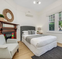 Large terrace in Sydneys lower North Shore - Accommodation in Surfers Paradise