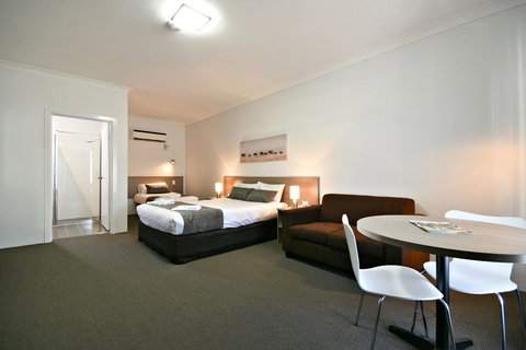 The Aberdeen Motel - Accommodation in Surfers Paradise 6