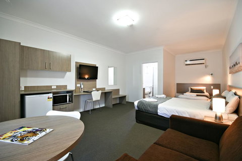 The Aberdeen Motel - Accommodation in Surfers Paradise 5