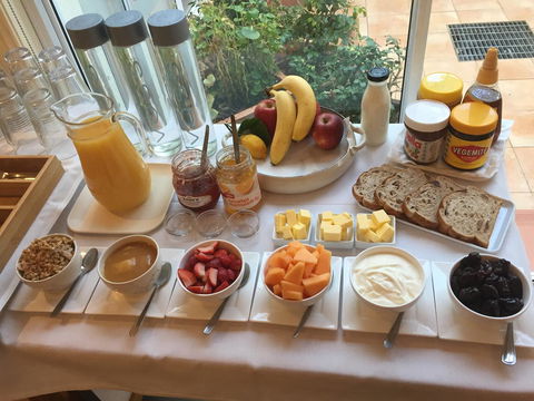 Bundanoon Lodge - Accommodation in Surfers Paradise 1