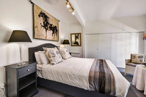Bundanoon Lodge - Accommodation in Surfers Paradise 8