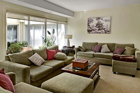 Bundanoon Lodge - Accommodation in Surfers Paradise 33