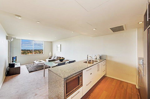 Wyndel Apartments North Sydney - Harbour Watch - Accommodation in Surfers Paradise 2