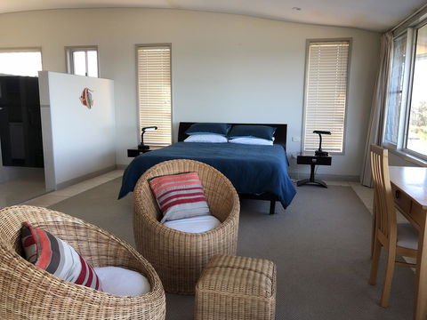 OceanScape Luxury Beachfront Villas - Accommodation in Surfers Paradise 7