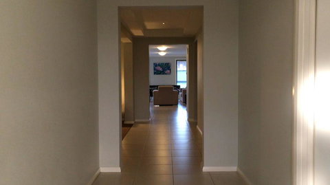 Sydney Amazing Holiday Home Bridal BnB - Accommodation in Surfers Paradise 3