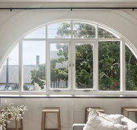 Flourish ON Bull - Accommodation in Surfers Paradise