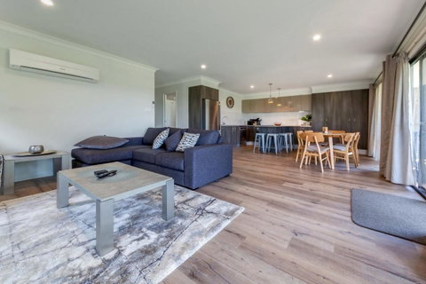 Horizons Retreat & Golf, Villa 133 - Accommodation in Surfers Paradise 3