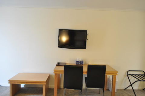 Albury Burvale Motor Inn - Accommodation in Surfers Paradise 3
