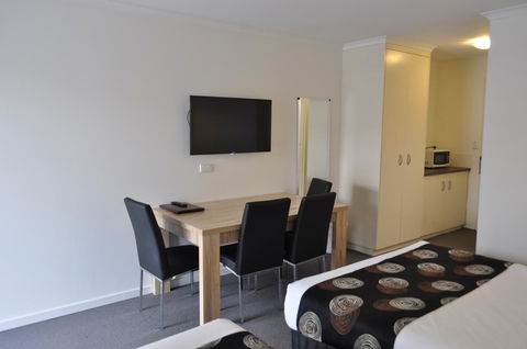 Albury Burvale Motor Inn - Accommodation in Surfers Paradise 1