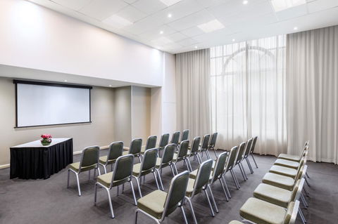 Adina Apartment Hotel Sydney Central - Accommodation in Surfers Paradise 14