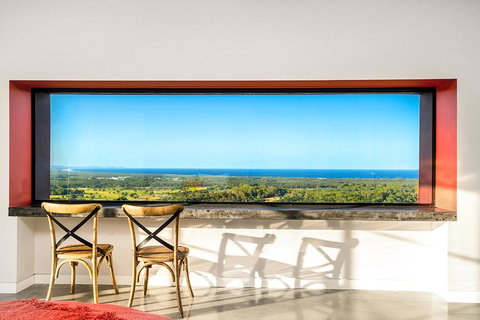 Sundays At Byron - Accommodation in Surfers Paradise 9