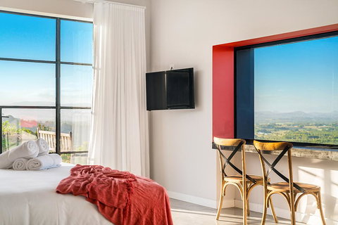 Sundays At Byron - Accommodation in Surfers Paradise 6