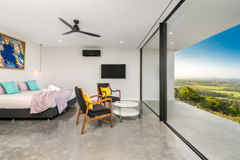 Sundays At Byron - Accommodation in Surfers Paradise 22