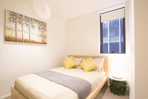 Newly Settled Three Bedrooms Apartment In CBD - Accommodation in Surfers Paradise 1