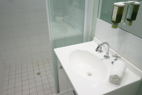 Panorama Bathurst - Accommodation in Surfers Paradise 31