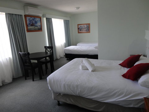 Panorama Bathurst - Accommodation in Surfers Paradise 41