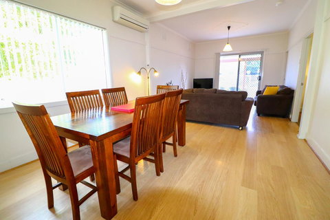 Interlude At Belmont - Accommodation in Surfers Paradise 9