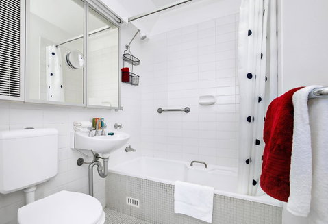 Relaxed Beachside Living - Accommodation in Surfers Paradise 15