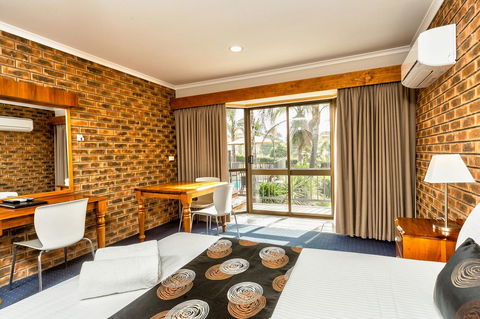 Hume Country Motor Inn - Accommodation in Surfers Paradise 4