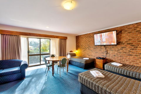 Hume Country Motor Inn - Accommodation in Surfers Paradise 16