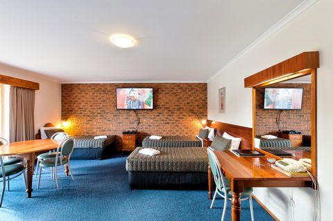 Hume Country Motor Inn - Accommodation in Surfers Paradise 32