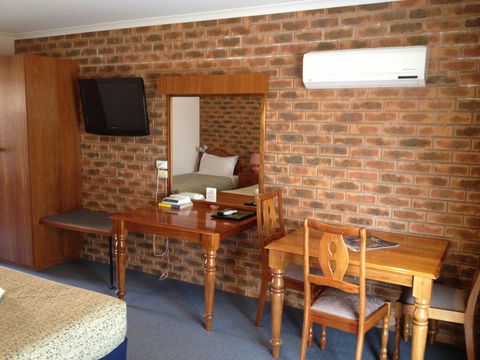 Hume Country Motor Inn - Accommodation in Surfers Paradise 19