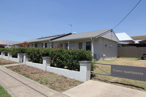Tumut Apartments - Accommodation in Surfers Paradise 14