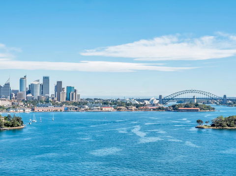 Panoramic Harbour Views And Unbeatable Comfort - Accommodation in Surfers Paradise 1