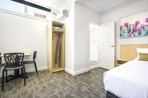 Nightcap At Hume Hotel - Accommodation in Surfers Paradise 2