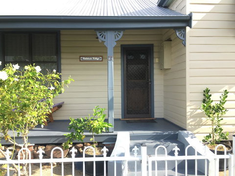 Caledonia Cottage - Accommodation in Surfers Paradise 6