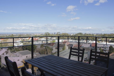 Brand New One Bedroom Apartment In Bondi Junction - Accommodation in Surfers Paradise 8