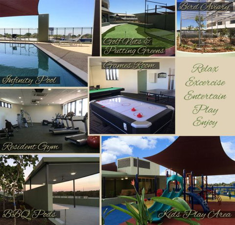 Nomikis\'On The Avenue - Accommodation in Surfers Paradise 3