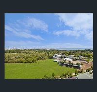 Nomikis'On The Avenue - Accommodation in Surfers Paradise