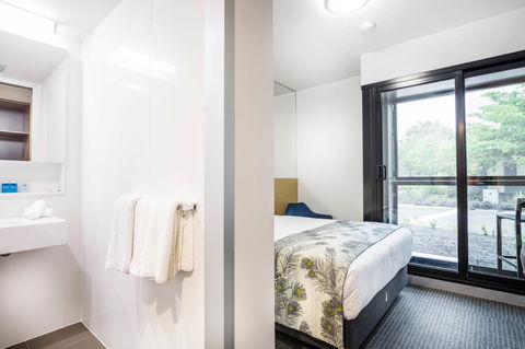 Mercure Darwin Airport Resort - Accommodation in Surfers Paradise 10