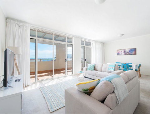 Seaspray Villa 5 - Accommodation in Surfers Paradise 3
