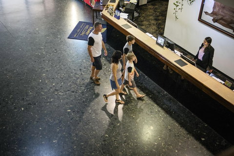 Mercure Kakadu Crocodile - Accommodation in Surfers Paradise 3