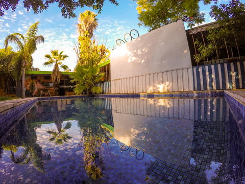 Jump Inn Alice Budget Accommodation - Accommodation in Surfers Paradise 0