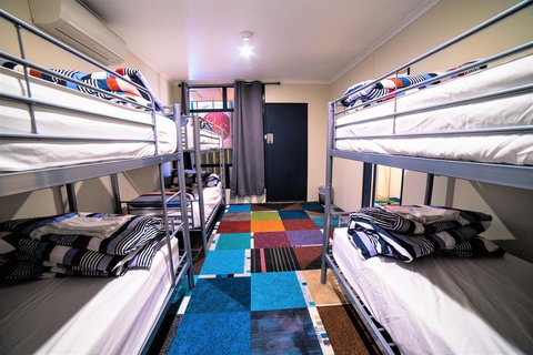 Jump Inn Alice Budget Accommodation - Accommodation in Surfers Paradise 42