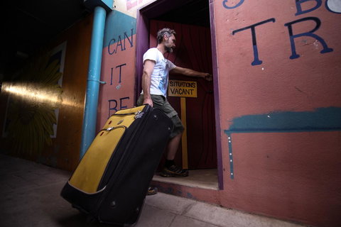 Jump Inn Alice Budget Accommodation - Accommodation in Surfers Paradise 11