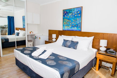 Cullen Bay Resorts - Accommodation in Surfers Paradise 7