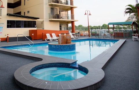 Cullen Bay Resorts - Accommodation in Surfers Paradise 3