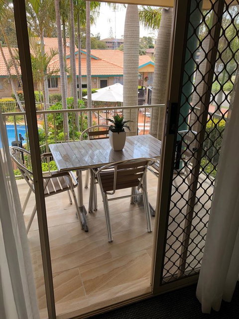 Beaches Serviced Apartments - Accommodation in Surfers Paradise 20