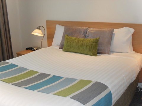 Beaches Serviced Apartments - Accommodation in Surfers Paradise 8